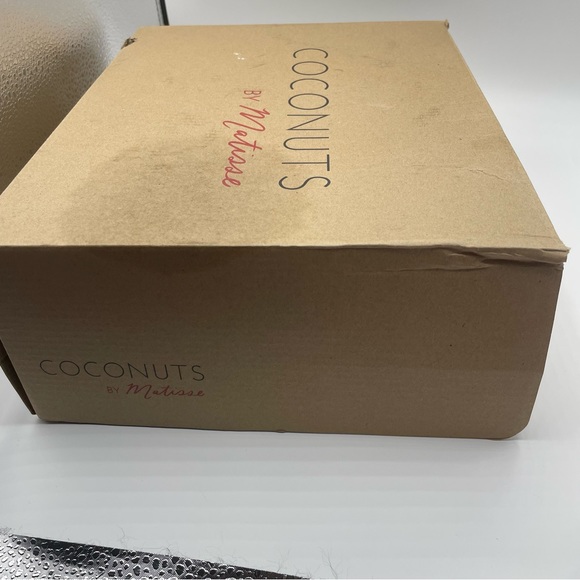 Coconut by Matisse NWT. Free people - Picture 5 of 9